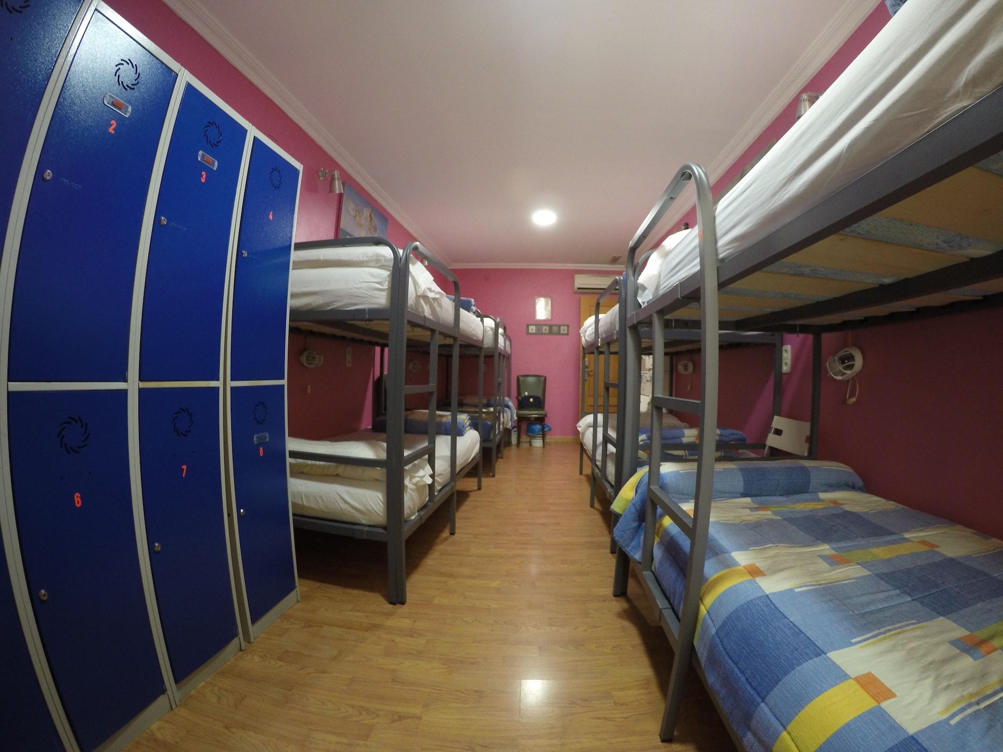 הוסטל מדריד Rc Miguel Angel מראה חיצוני תמונה Hostel in Madrid, Spain