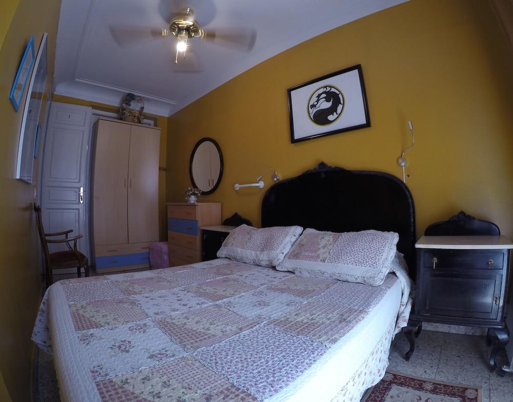 הוסטל מדריד Rc Miguel Angel מראה חיצוני תמונה A bedroom